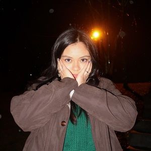 Meet your Posher, Camila